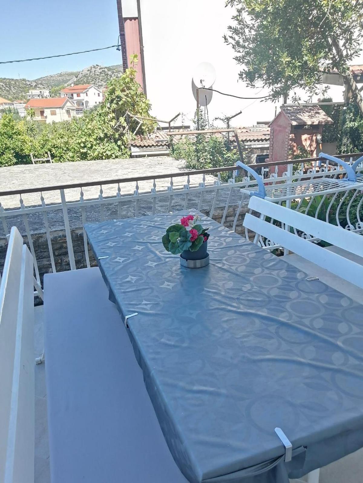 Apartments Kursan Сегет-Враница Экстерьер фото