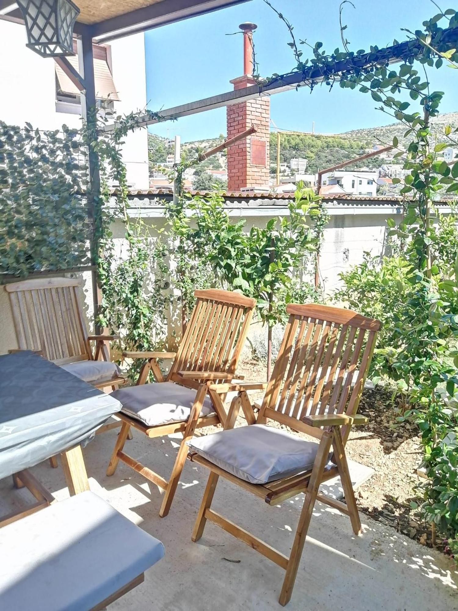 Apartments Kursan Сегет-Враница Экстерьер фото